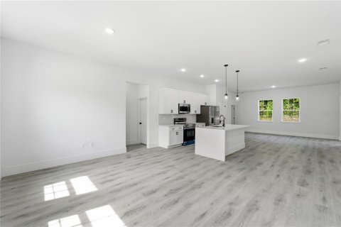 Villa ou maison à vendre à Dunnellon, Floride: 4 chambres, 176.14 m2 № 2138129 - photo 2