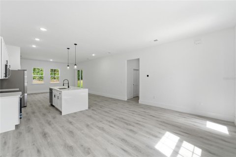 Villa ou maison à vendre à Dunnellon, Floride: 4 chambres, 176.14 m2 № 2138129 - photo 4