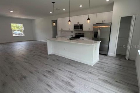 House in Ocala, Florida 4 bedrooms, 165.18 sq.m. № 2238996 - photo 16