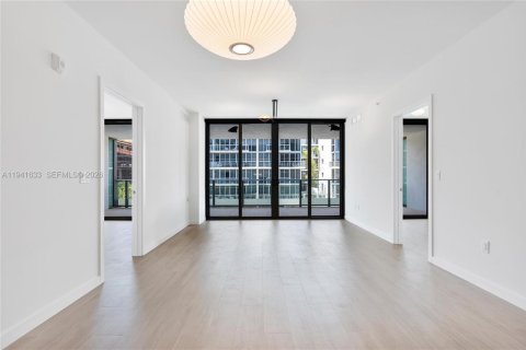 Copropriété à louer à Bay Harbor Islands, Floride: 2 chambres, 114.83 m2 № 2010973 - photo 14