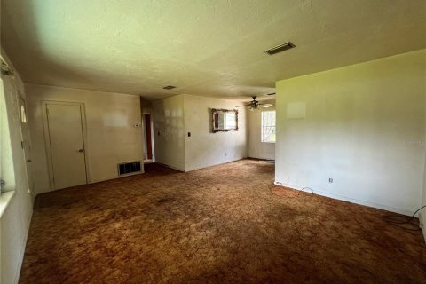 House in Ocala, Florida 3 bedrooms, 145.3 sq.m. № 1911291 - photo 5
