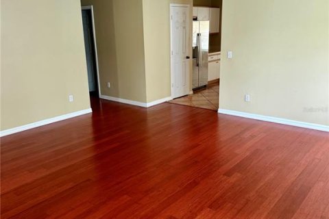 Villa ou maison à louer à Orlando, Floride: 4 chambres, 177.72 m2 № 2157574 - photo 7
