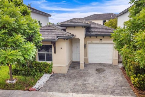 Casa en venta en Homestead, Florida, 4 dormitorios, 142.6 m2 № 2269791 - foto 8