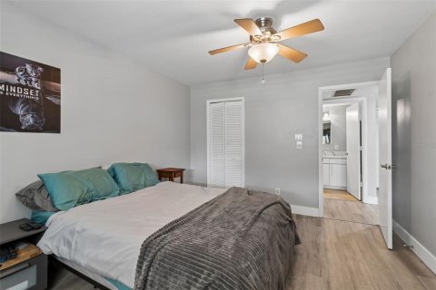 Condo in Clearwater, Florida, 1 bedroom № 2097284 - photo 18
