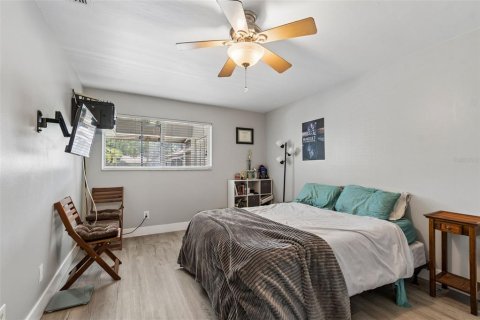 Condo in Clearwater, Florida, 1 bedroom № 2097284 - photo 17