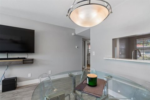 Condo in Clearwater, Florida, 1 bedroom № 2097284 - photo 8