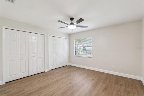 House in Tavares, Florida 2 bedrooms, 91.6 sq.m. № 2400077 - photo 26