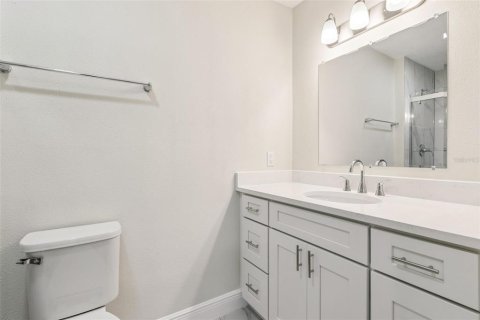 House in Tavares, Florida 2 bedrooms, 91.6 sq.m. № 2400077 - photo 21