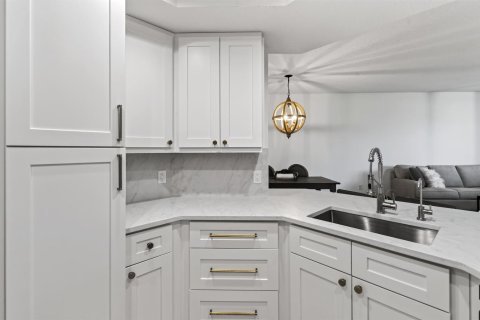 Condo in Jupiter, Florida, 2 bedrooms  № 2378700 - photo 21