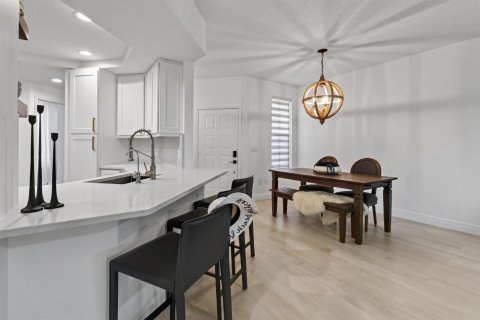 Condo in Jupiter, Florida, 2 bedrooms  № 2378700 - photo 10
