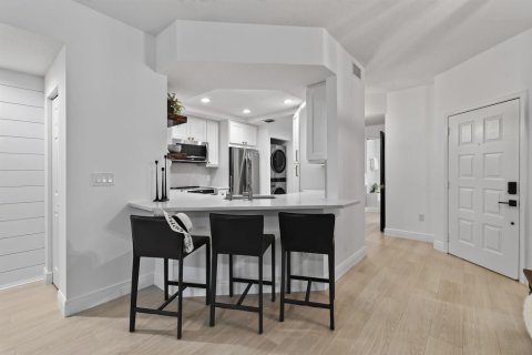 Condo in Jupiter, Florida, 2 bedrooms  № 2378700 - photo 13