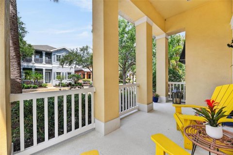 House in Apollo Beach, Florida 3 bedrooms, 224.82 sq.m. № 2151116 - photo 7