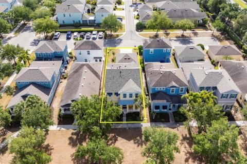 House in Apollo Beach, Florida 3 bedrooms, 224.82 sq.m. № 2151116 - photo 3