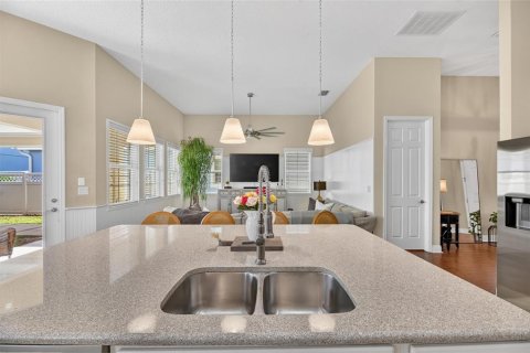 House in Apollo Beach, Florida 3 bedrooms, 224.82 sq.m. № 2151116 - photo 22