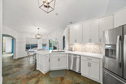 Villa ou maison à vendre à Spring Hill, Floride: 4 chambres, 240.06 m2 № 1895114 - photo 17