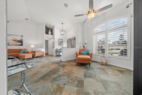 Villa ou maison à vendre à Spring Hill, Floride: 4 chambres, 240.06 m2 № 1895114 - photo 13