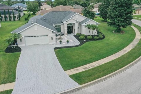 Villa ou maison à vendre à Spring Hill, Floride: 4 chambres, 240.06 m2 № 1895114 - photo 1
