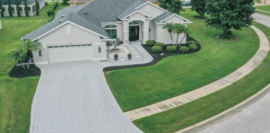 Villa ou maison à Spring Hill, Floride 4 chambres, 240.06 m2 № 1895114