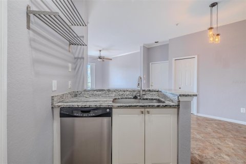 Condo in Lutz, Florida, 1 bedroom  № 1854478 - photo 27