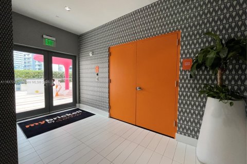 Купить кондоминиум в Майами, Флорида 2 спальни, 100.89м2, № 1821888 - фото 18