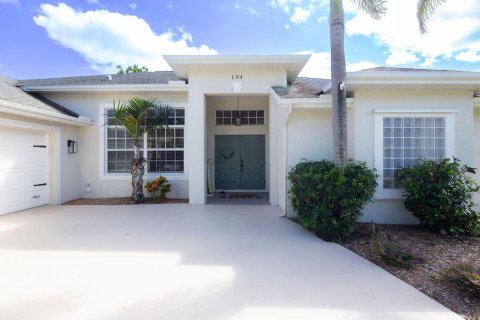 House in Port St. Lucie, Florida 4 bedrooms, 214.6 sq.m. № 2432829 - photo 5