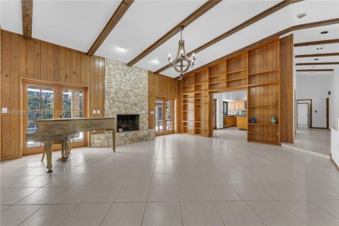 Снять в аренду виллу или дом в Пальметто-Бей, Флорида 5 спален, 338.07м2, № 2032928 - фото 7