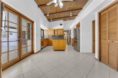 Снять в аренду виллу или дом в Пальметто-Бей, Флорида 5 спален, 338.07м2, № 2032928 - фото 30