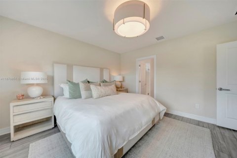 Villa ou maison à vendre à Lauderdale Lakes, Floride: 3 chambres, 153.01 m2 № 1925377 - photo 13