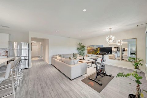 Villa ou maison à vendre à Lauderdale Lakes, Floride: 3 chambres, 153.01 m2 № 1925377 - photo 11