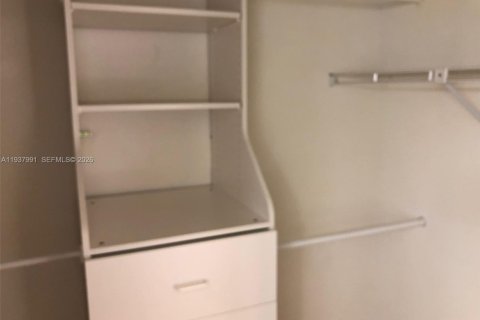 Купить виллу или дом в Майами, Флорида 4 спальни, 160.26м2, № 1995722 - фото 27