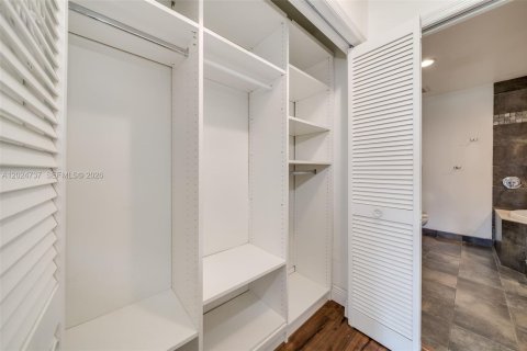 Condominio en venta en Miami, Florida, 3 dormitorios, 144 m2 № 2186092 - foto 27