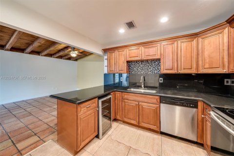 Condominio en venta en Miami, Florida, 3 dormitorios, 144 m2 № 2186092 - foto 13