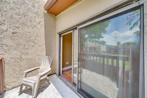 Condominio en venta en Miami, Florida, 3 dormitorios, 144 m2 № 2186092 - foto 22