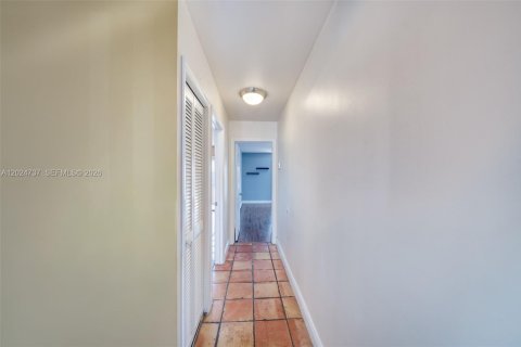 Condominio en venta en Miami, Florida, 3 dormitorios, 144 m2 № 2186092 - foto 19
