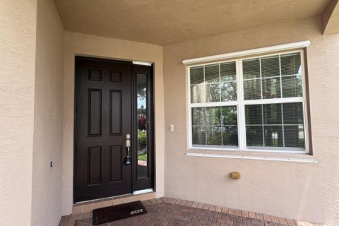 Casa en alquiler en Boynton Beach, Florida, 4 dormitorios, 248.05 m2 № 2083580 - foto 4