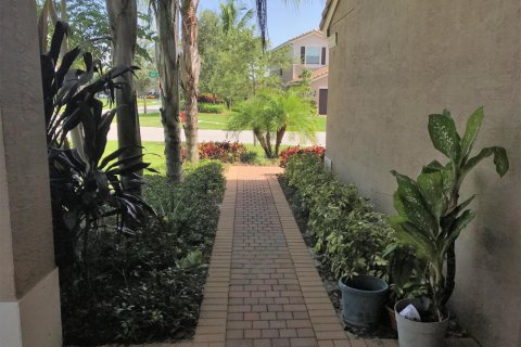 Casa en alquiler en Boynton Beach, Florida, 4 dormitorios, 248.05 m2 № 2083580 - foto 3