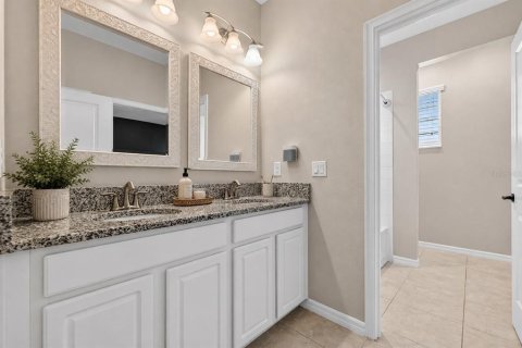 Casa en venta en Land O' Lakes, Florida, 4 dormitorios, 288.09 m2 № 2203894 - foto 22