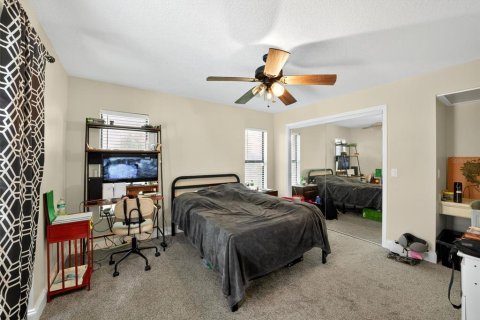 Casa en venta en Auburndale, Florida, 4 dormitorios, 229.84 m2 № 1907400 - foto 27