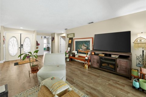 Casa en venta en Auburndale, Florida, 4 dormitorios, 229.84 m2 № 1907400 - foto 19