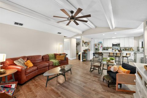 Casa en venta en Auburndale, Florida, 4 dormitorios, 229.84 m2 № 1907400 - foto 17