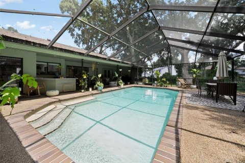 Casa en venta en Auburndale, Florida, 4 dormitorios, 229.84 m2 № 1907400 - foto 3
