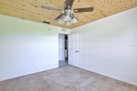 House in Lake Placid, Florida 4 bedrooms, 229.93 sq.m. № 2149158 - photo 20