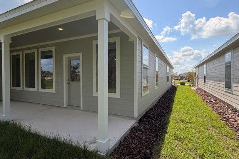 House in Kissimmee, Florida 3 bedrooms, 169.55 sq.m. № 2224806 - photo 4