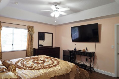 Villa ou maison à vendre à Cutler Bay, Floride: 3 chambres, 197.7 m2 № 2262113 - photo 29