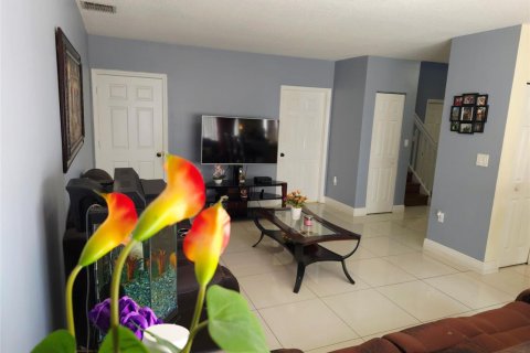 Villa ou maison à vendre à Cutler Bay, Floride: 3 chambres, 197.7 m2 № 2262113 - photo 21