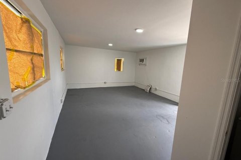 Immobilier commercial à vendre à Opa-locka, Floride: 37.16 m2 № 2204374 - photo 6