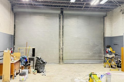 Immobilier commercial à vendre à Opa-locka, Floride: 37.16 m2 № 2204374 - photo 5