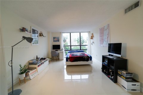 Copropriété à vendre à Miami, Floride: 2 chambres, 95.69 m2 № 1961496 - photo 4