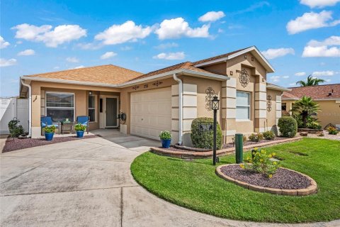 Villa ou maison à vendre à The Villages, Floride: 3 chambres, 156.54 m2 № 2389284 - photo 3
