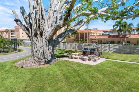 Copropriété à vendre à Sarasota, Floride: 2 chambres, 144 m2 № 2344482 - photo 13
